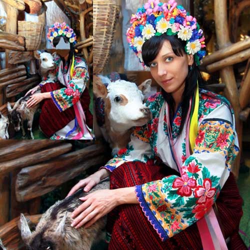 Шаблон для фотошопа - Украинка в селе на Украине