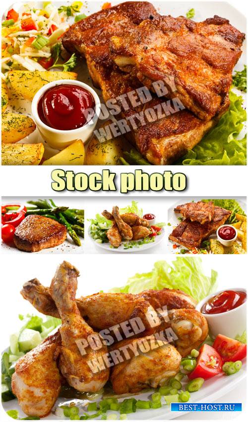 Жареное мясо, картошка, соус / Grilled meat, potatoes, gravy - stock photos