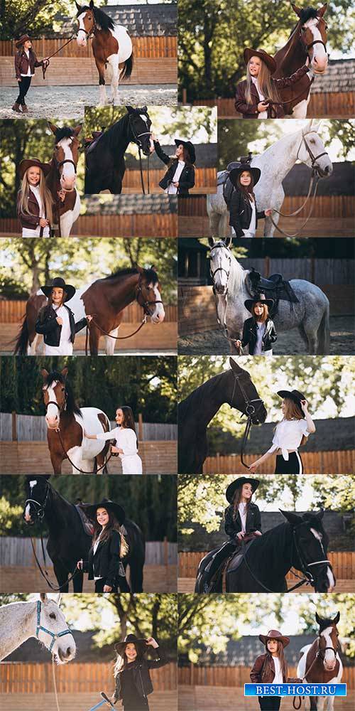 Девушка и лошадь - Растровый клипарт / Girl and horse - Raster clipart